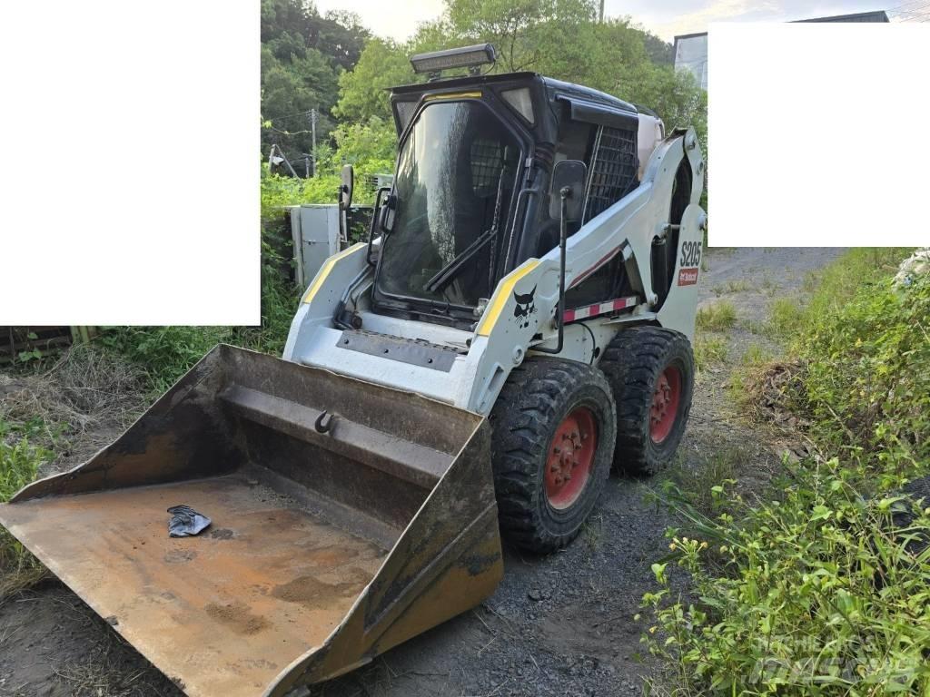 Bobcat S 205 Krautuvai su šoniniu pasukimu