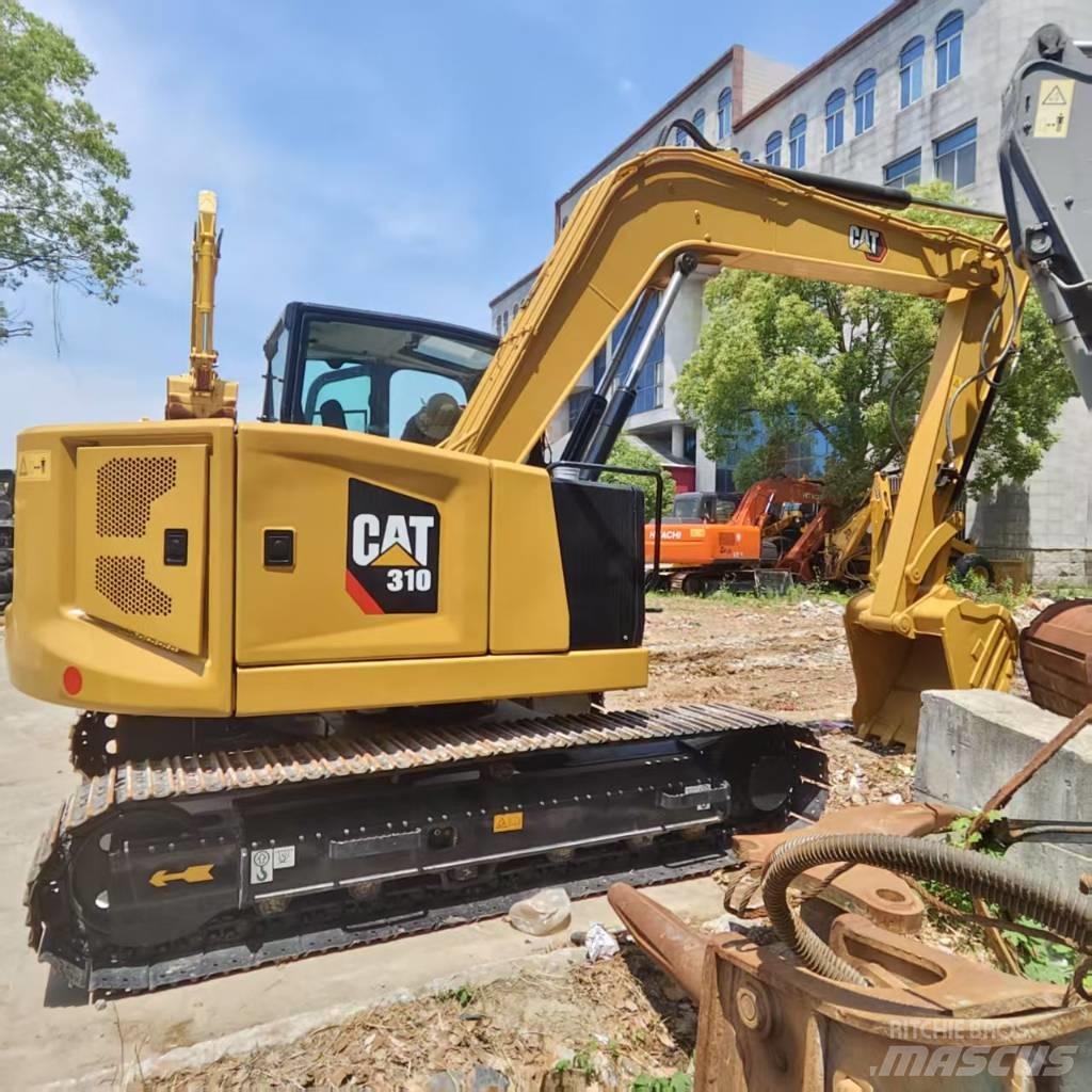 CAT 310 Vidutinės galios ekskavatoriai 7-12 t