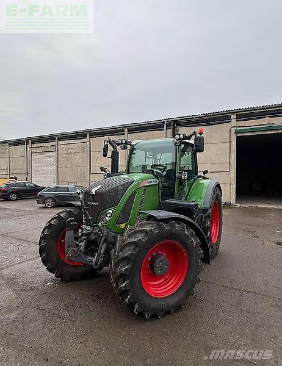 Fendt 724 vario Traktoriai