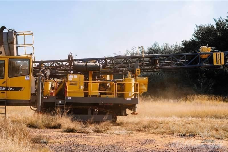 Atlas Copco DM30 Žemės paviršiaus gręžimo technika