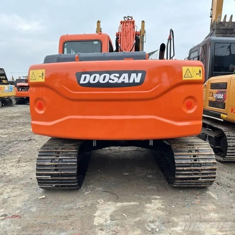 Doosan DX 150 Vikšriniai ekskavatoriai
