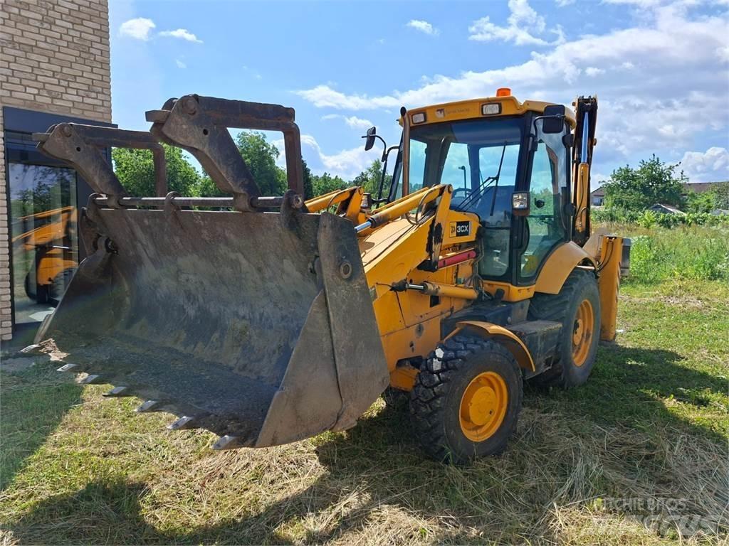 JCB 3 CX 4X4 Statyba - Kita