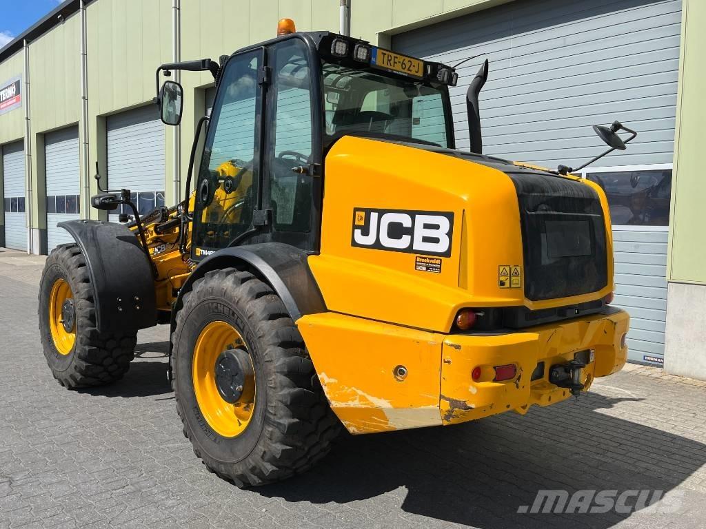 JCB TM 420 Teleskopiniai krautuvai žemės ūkiui