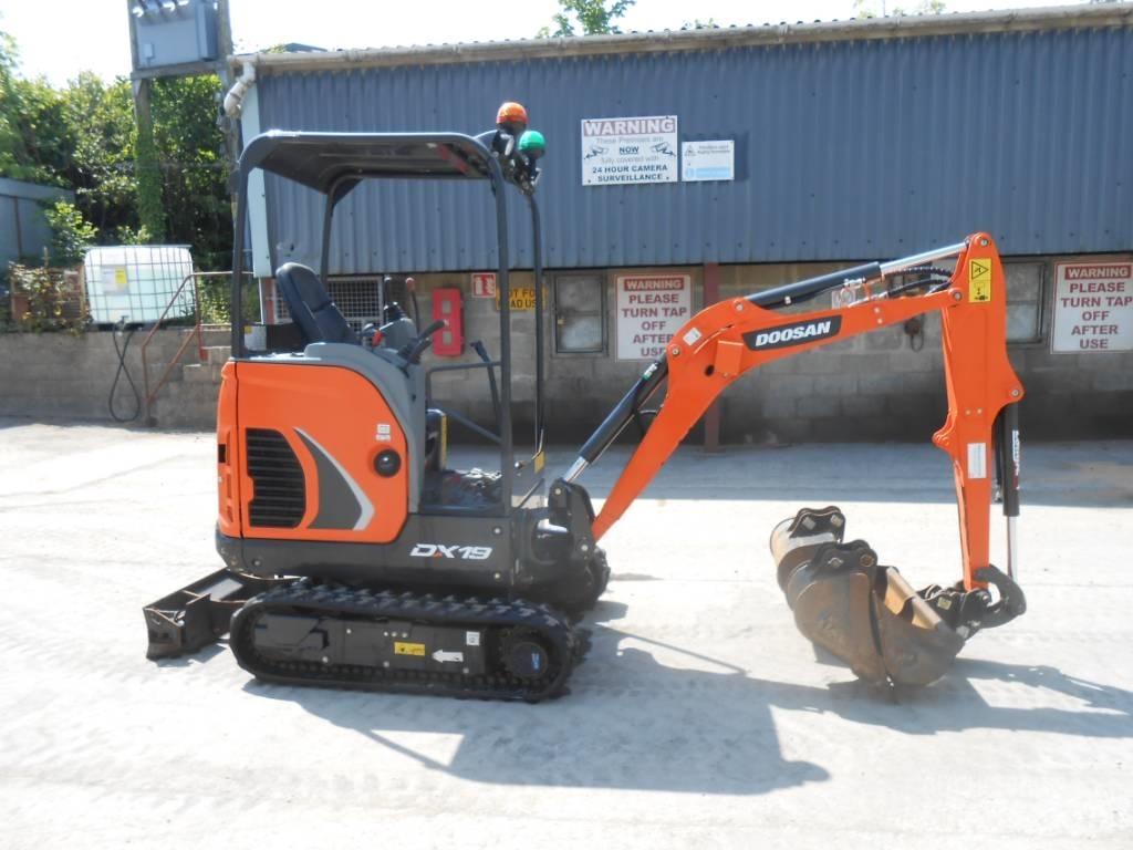Doosan DX 19 Mini ekskavatoriai < 7 t