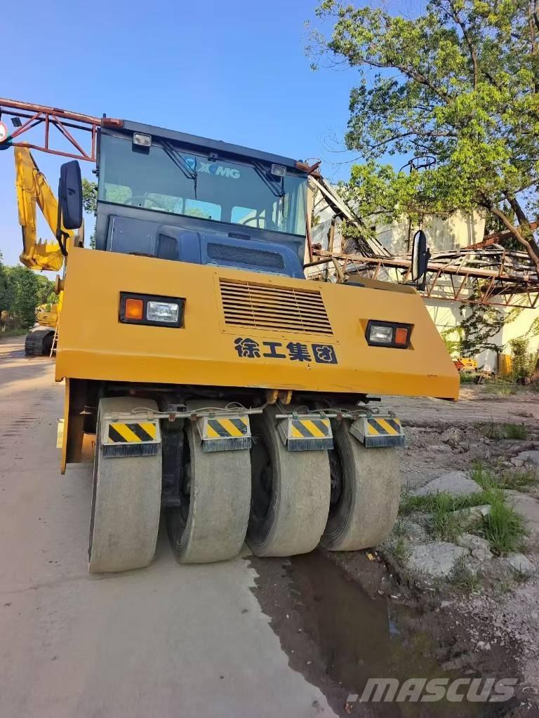 XCMG XP 263 Pneumo volai