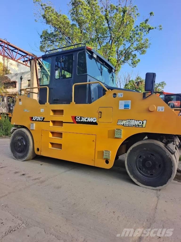 XCMG XP 263 Pneumo volai