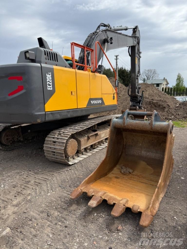 Volvo EC 220 EL Vikšriniai ekskavatoriai