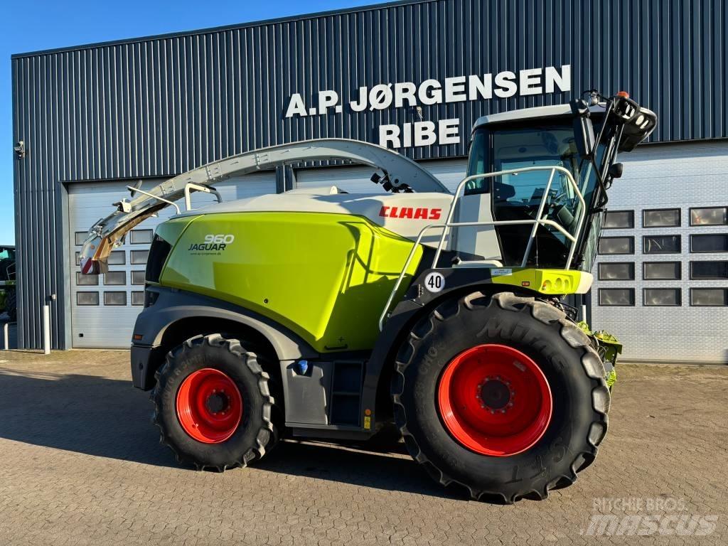 CLAAS Jaguar 960 4WD Pašarų ruošimo technika