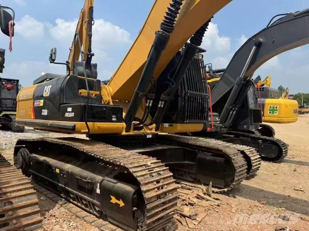 CAT 330 D L Vikšriniai ekskavatoriai