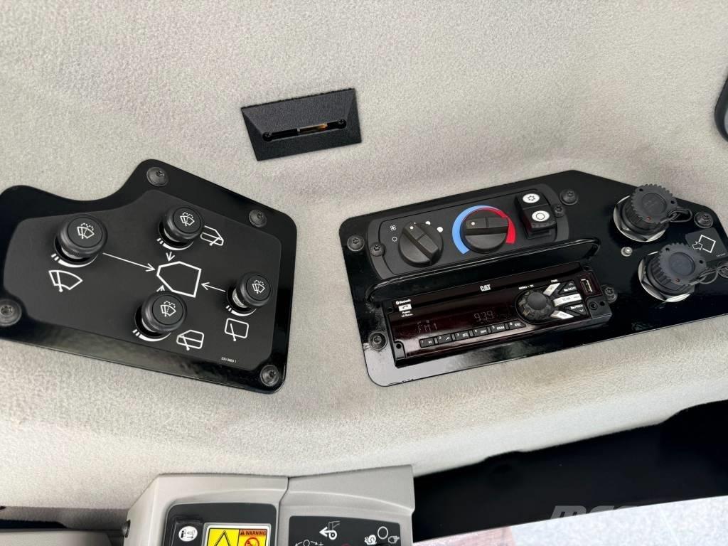 CAT 140 M 3 AWD Greideriai
