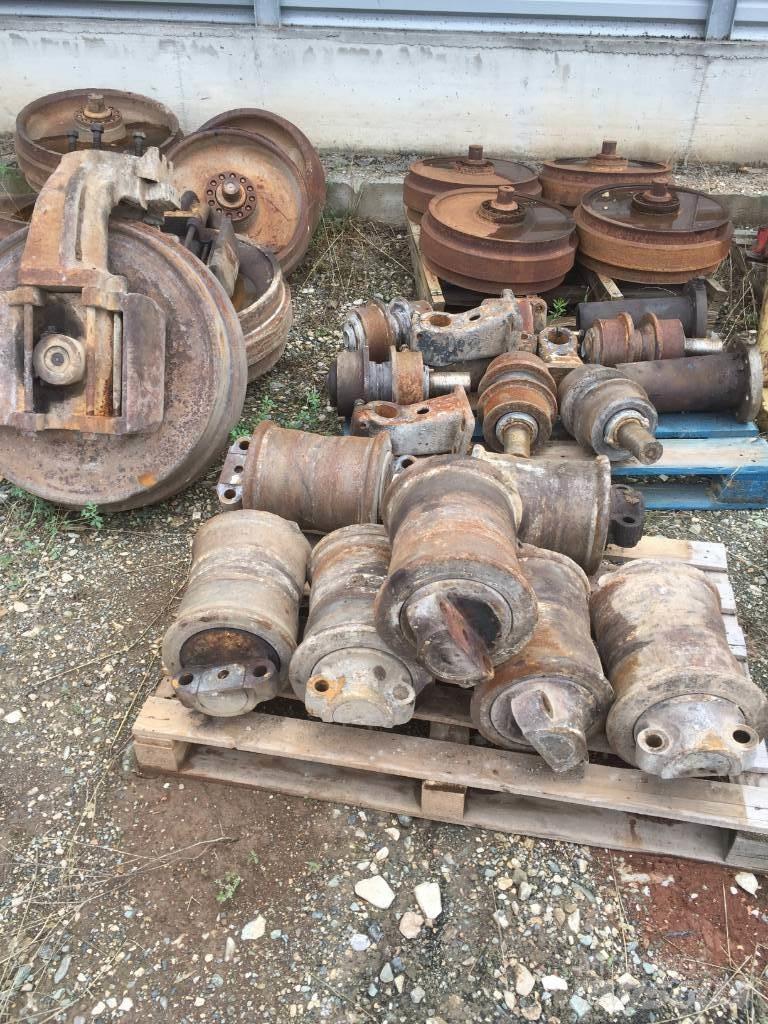 CAT  245 B Vikšriniai ekskavatoriai