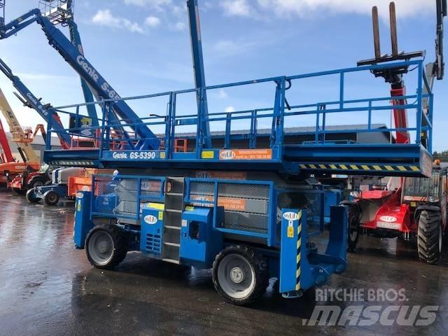 Genie GS 5390 RT Žirkliniai keltuvai