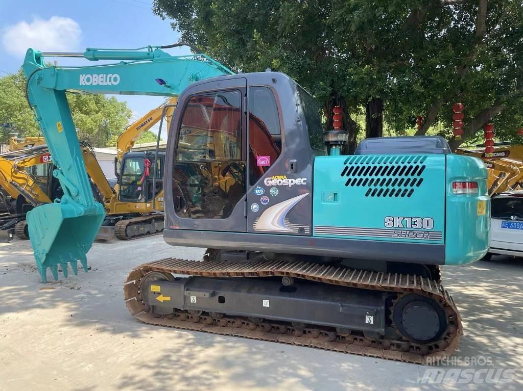 Kobelco SK130-8 Vidutinės galios ekskavatoriai 7-12 t