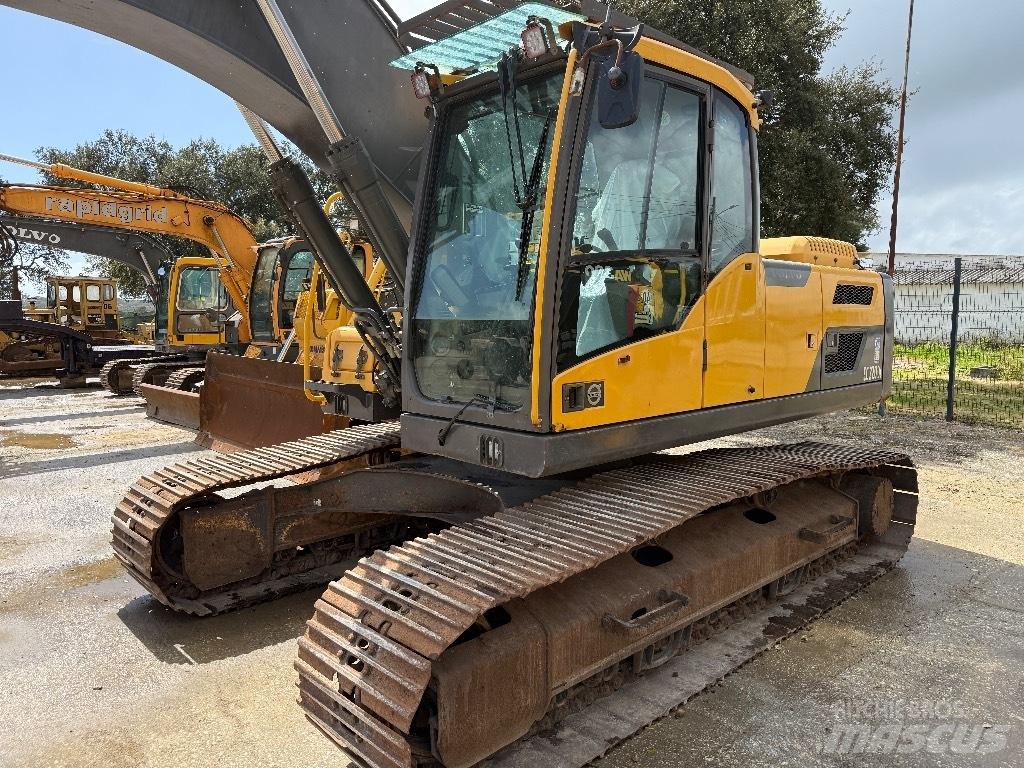 Volvo EC220D Vikšriniai ekskavatoriai