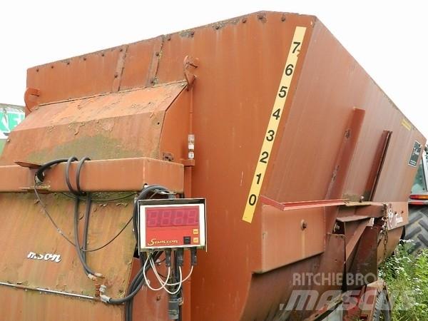 Samson feeder Pašarų maišytuvai-dalytuvai