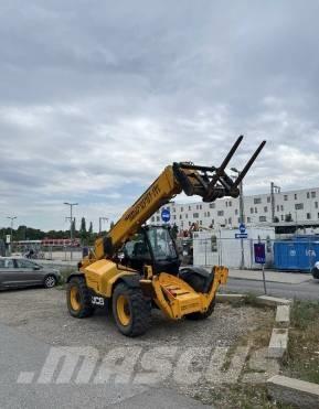JCB 540-140 Teleskopiniai krautuvai