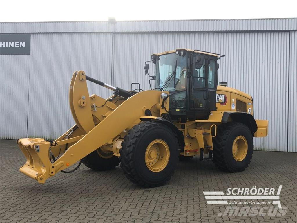  938 HL Naudoti ratiniai krautuvai