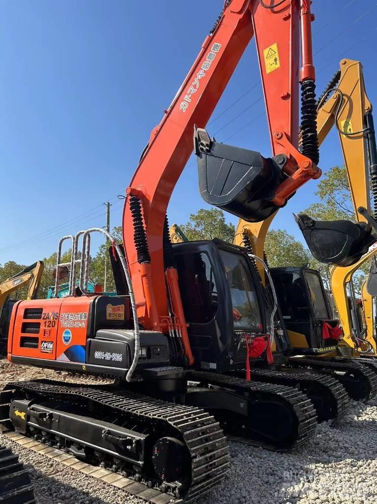 Hitachi ZX 120 Vidutinės galios ekskavatoriai 7-12 t