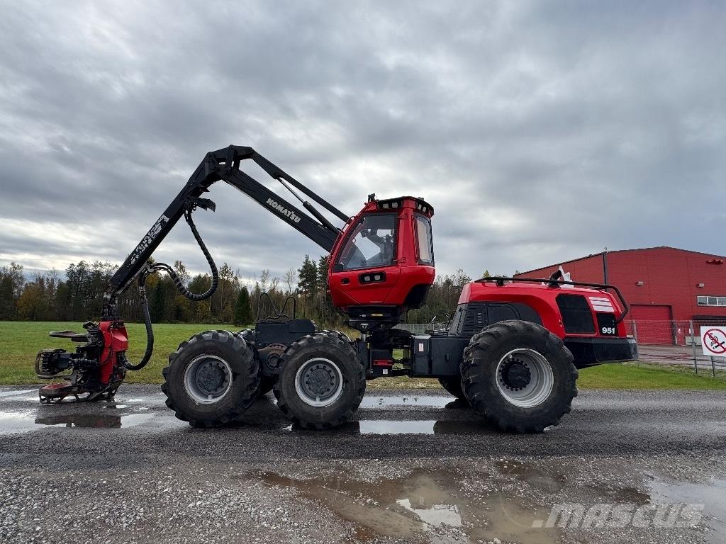 Komatsu 951 Miško technika (Harvesteriai)