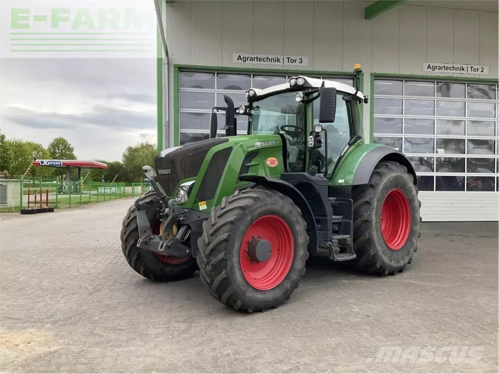 Fendt 826 vario s4 Traktoriai