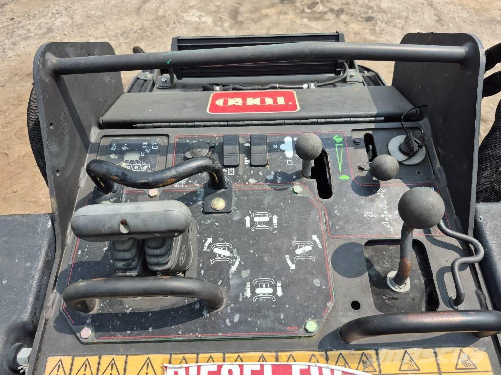 Toro TX1000 Krautuvai su šoniniu pasukimu
