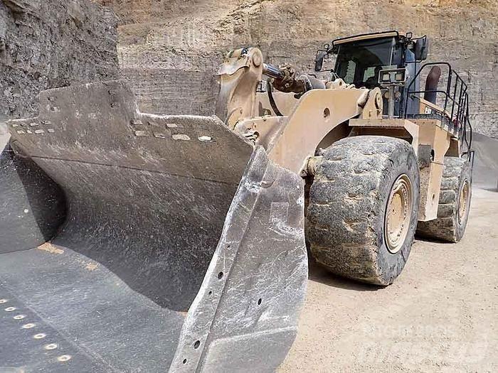 CAT 988K Naudoti ratiniai krautuvai