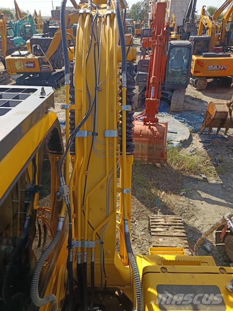 Komatsu PC 130 Vikšriniai ekskavatoriai