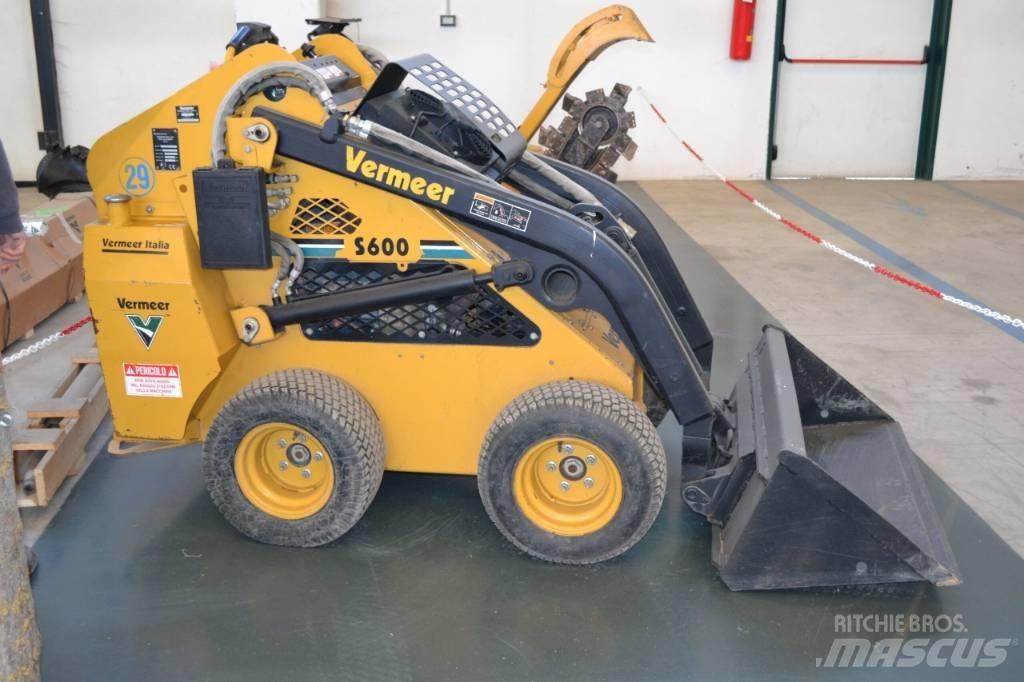 Vermeer S600 Daugiafunkciniai pakrovėjai