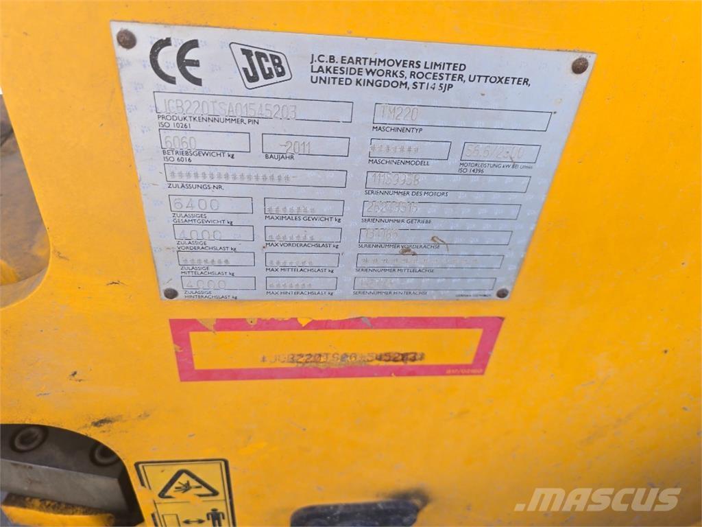 JCB TM 220 Naudoti ratiniai krautuvai