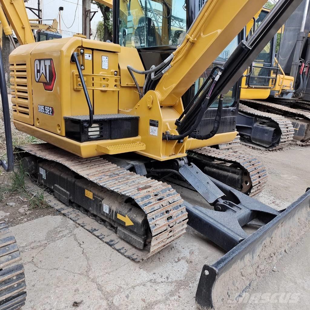 CAT 305.5 E2 Vikšriniai ekskavatoriai