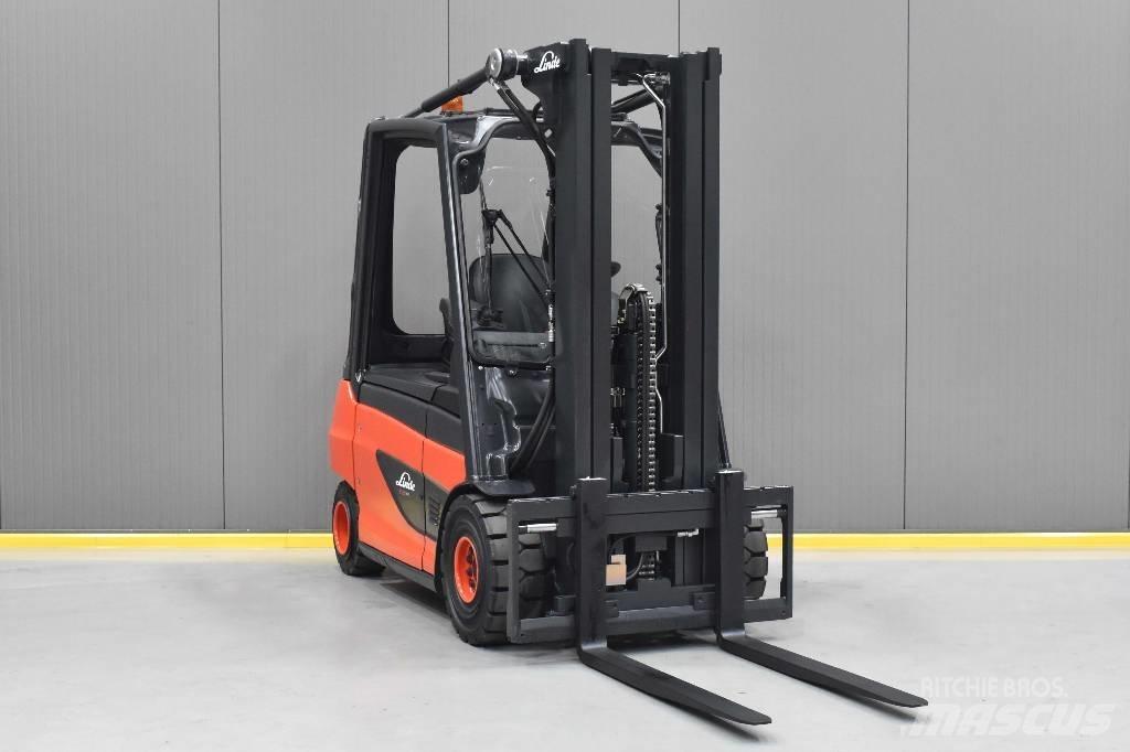 Linde E 30-01 Elektriniai šakiniai krautuvai