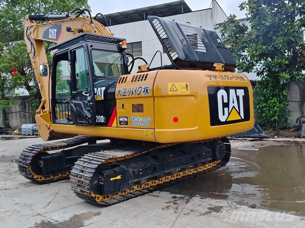 CAT 320 D2 Vikšriniai ekskavatoriai