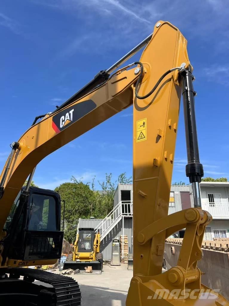 CAT 315 D Vikšriniai ekskavatoriai