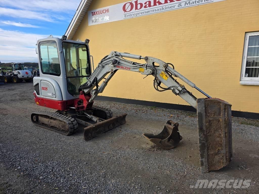 Takeuchi TB 225 Mini ekskavatoriai < 7 t