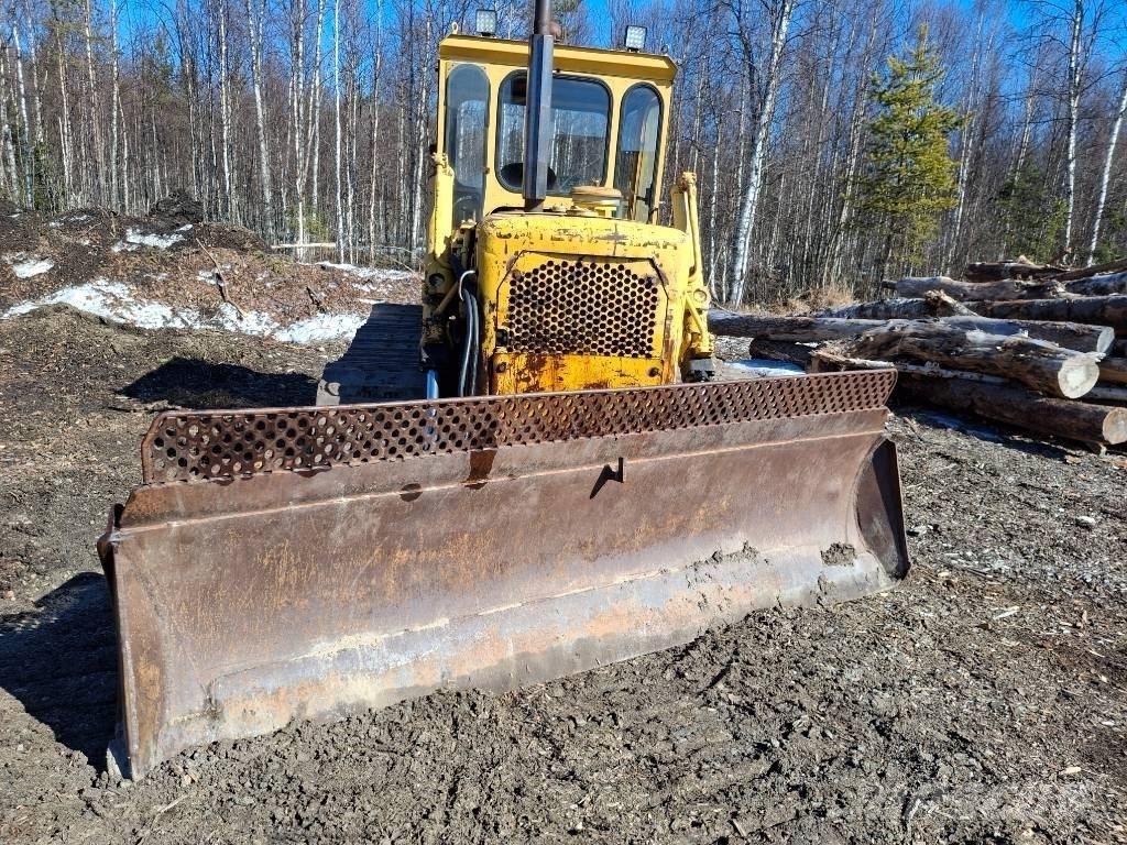 CAT D 4 D Vikšriniai buldozeriai
