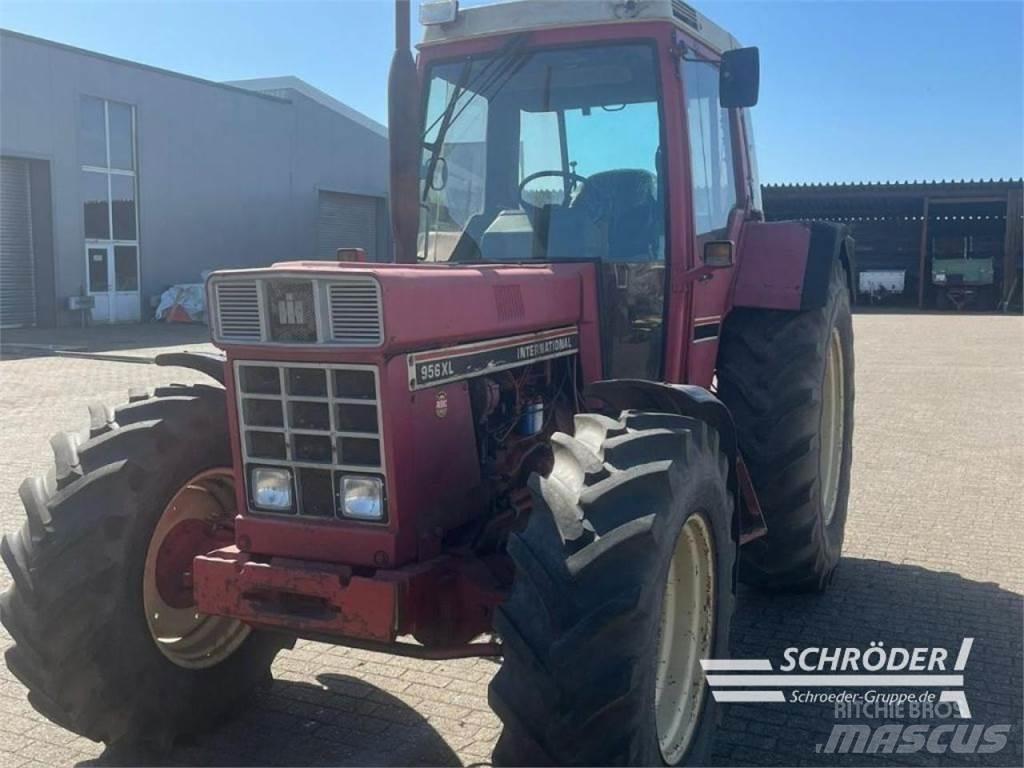Case IH 956 XL Traktoriai