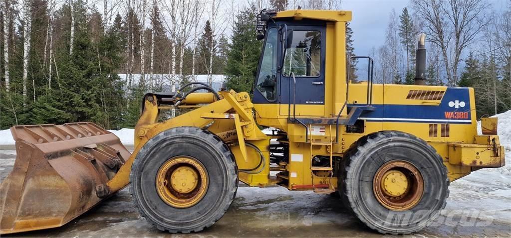 Komatsu WA380 Naudoti ratiniai krautuvai