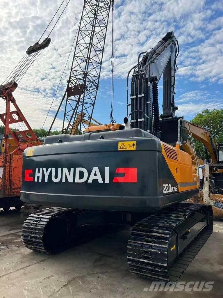 Hyundai R220LC-9S Vikšriniai ekskavatoriai