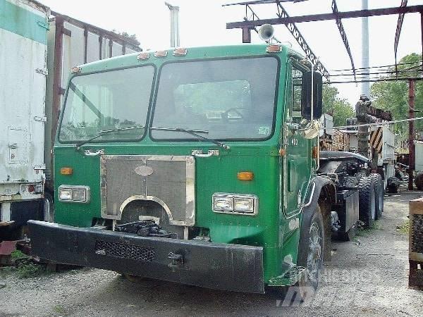 Peterbilt 320 Važiuoklė su kabina