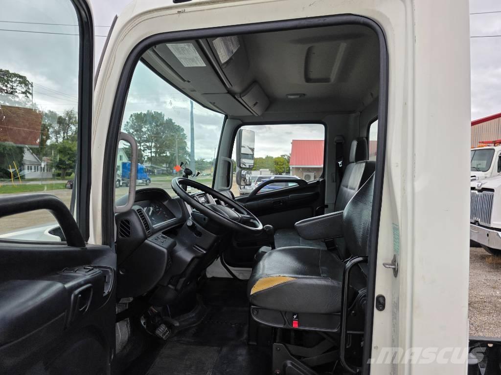 Hino 268 Važiuoklė su kabina