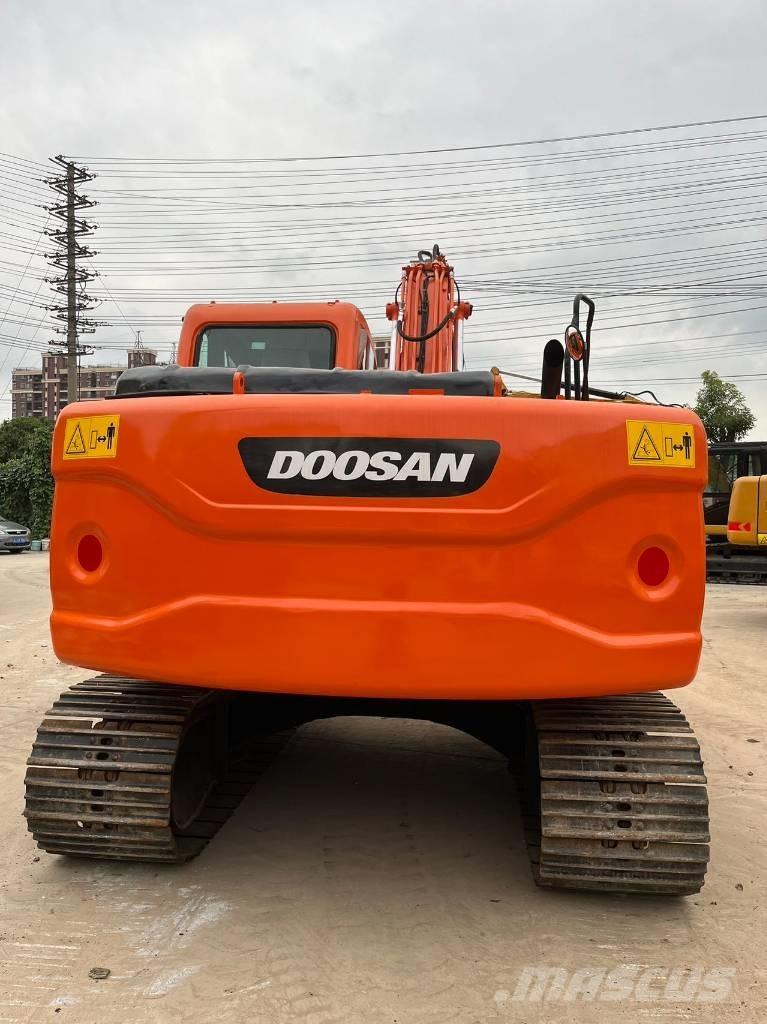 Doosan DX 140 LC Vikšriniai ekskavatoriai