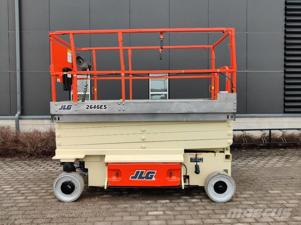 JLG Saxlift 2646 ES Vertikalūs stiebiniai keltuvai
