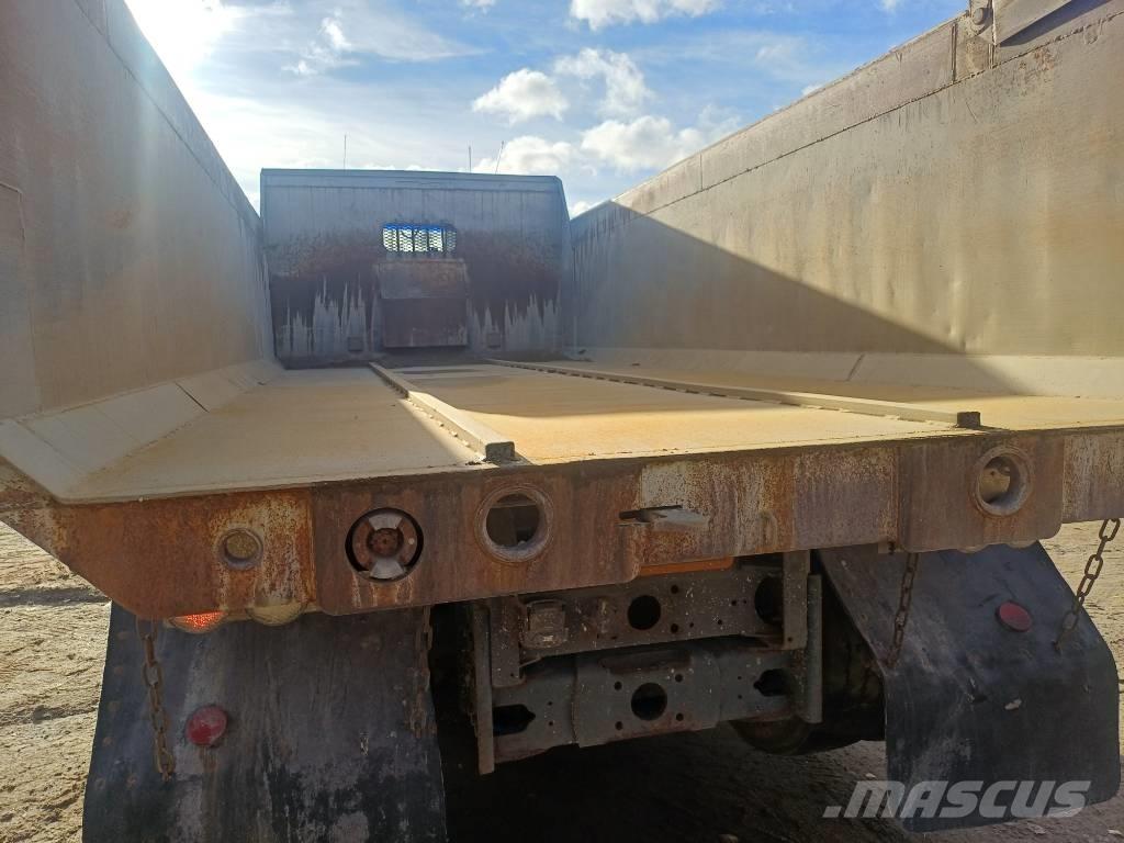 Volvo NL 12 Savivarčių priekabų vilkikai