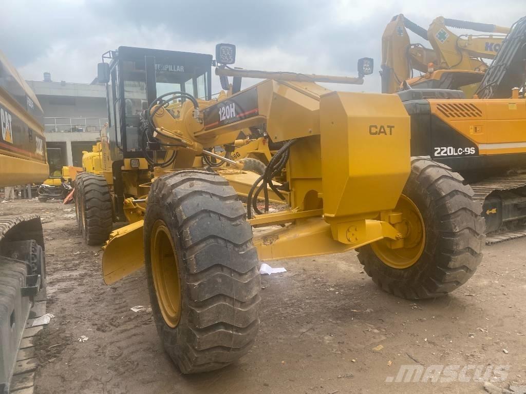 CAT 120 H Greideriai