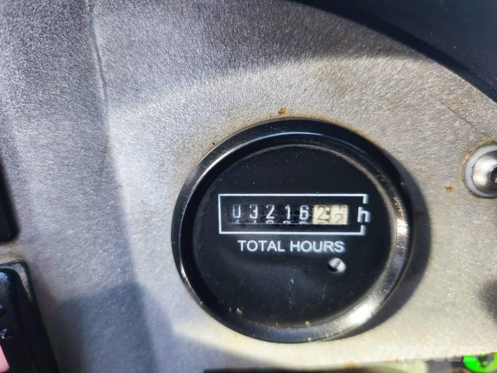 JCB 520-40 Teleskopiniai krautuvai