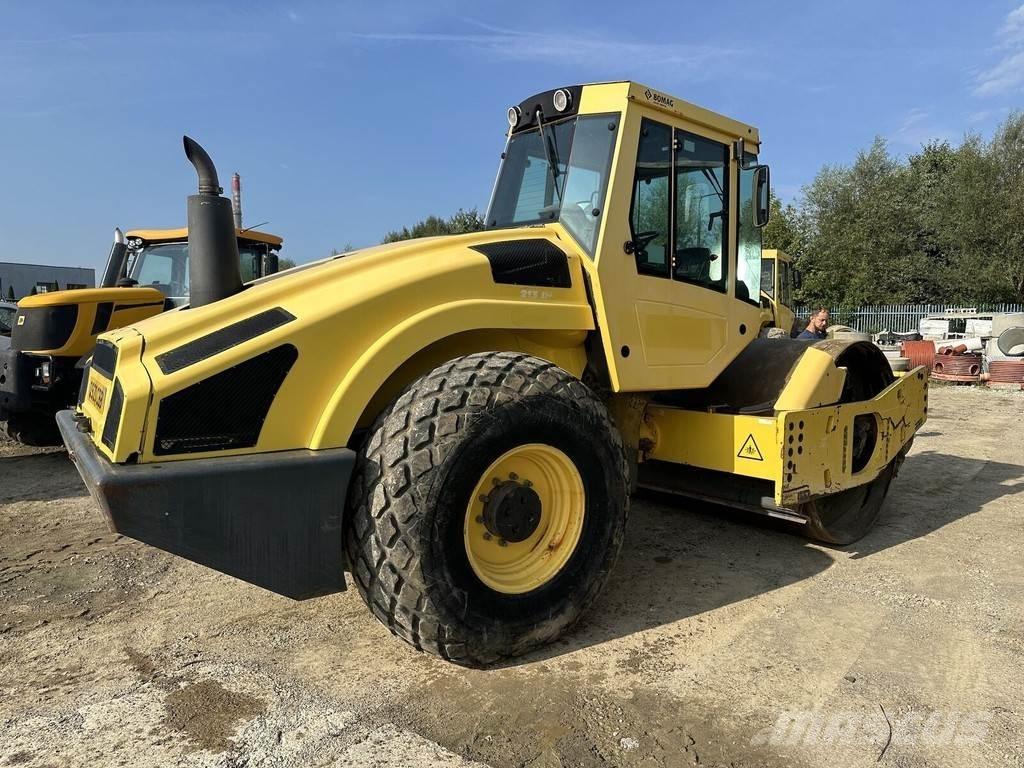 Bomag BW213-DH4 Vieno būgno volai
