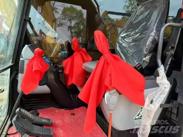 Komatsu PC240 Vikšriniai ekskavatoriai