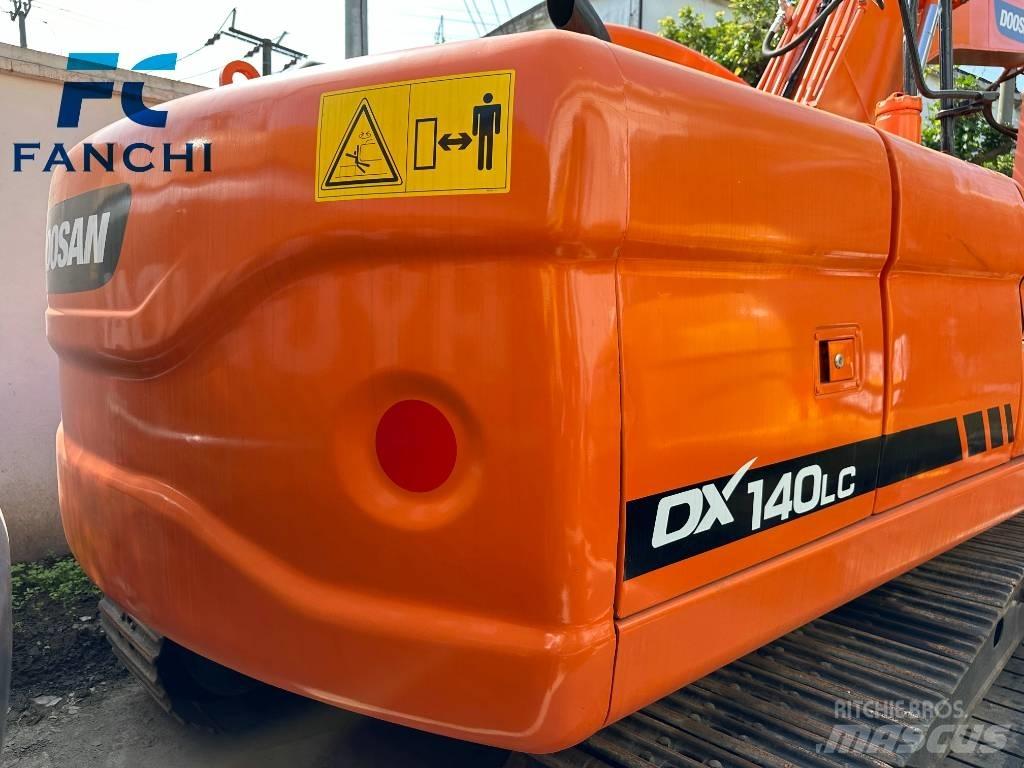 Doosan DX 140 LC Ratiniai ekskavatoriai