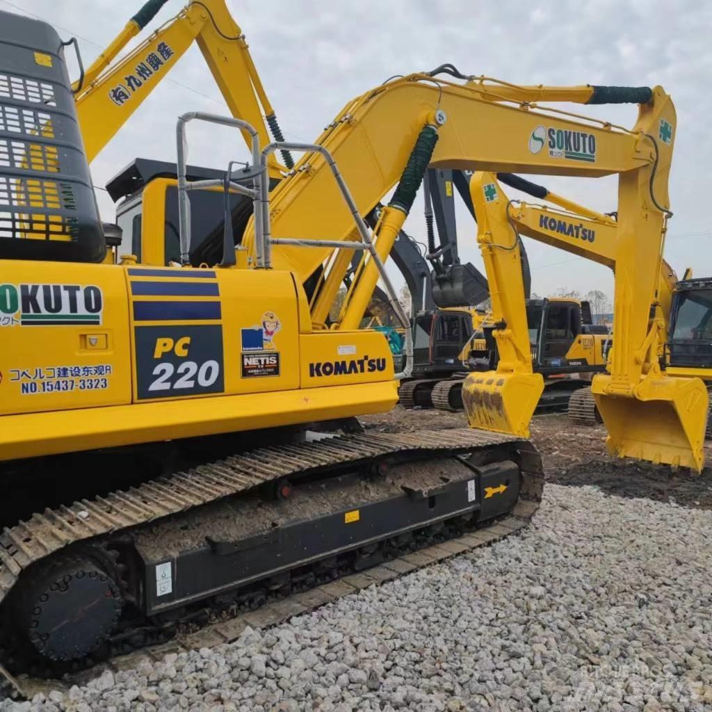 Komatsu PC 220-8 Vikšriniai ekskavatoriai