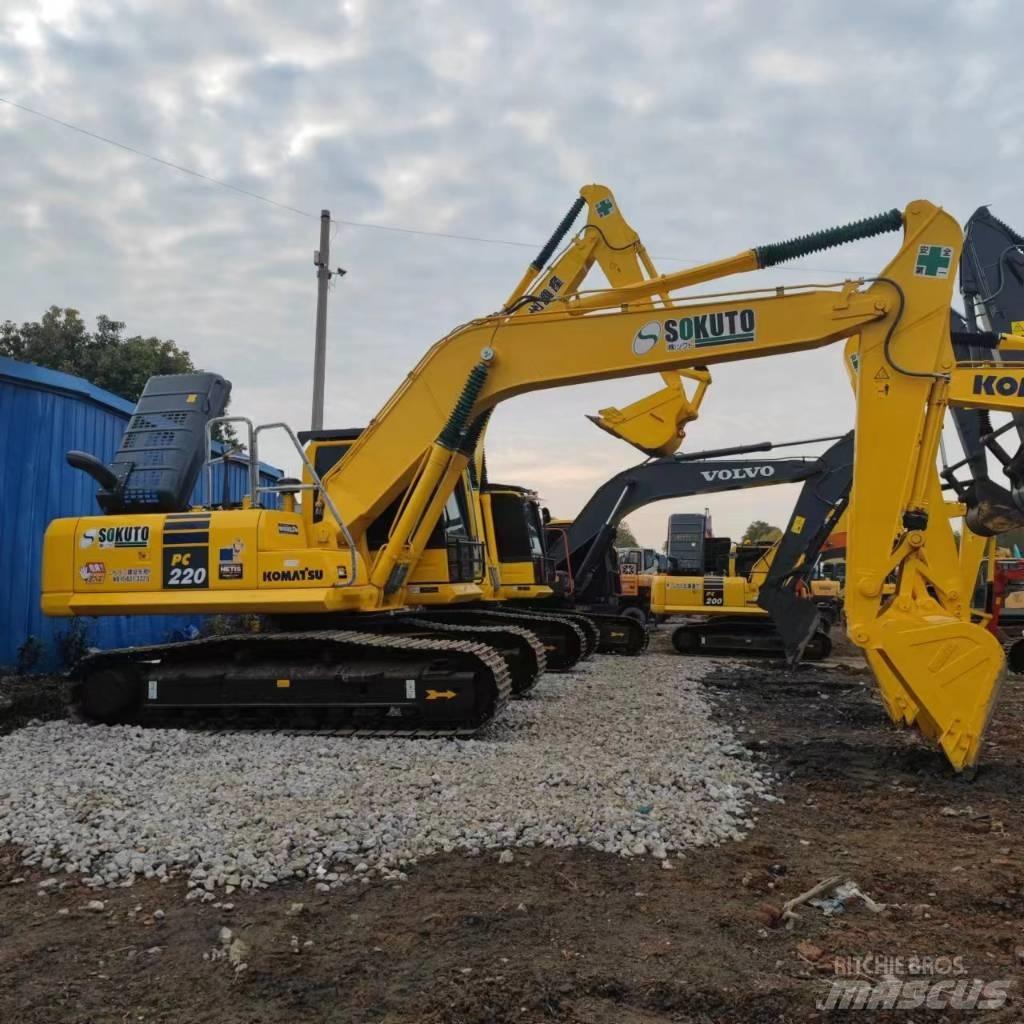 Komatsu PC 220-8 Vikšriniai ekskavatoriai